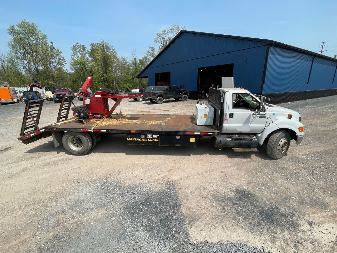 2007 FORD F750 XLT Flat Bed - Image 3